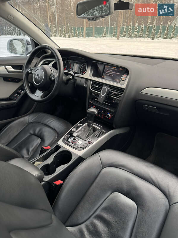 Седан Audi A4 2015 в Харькове