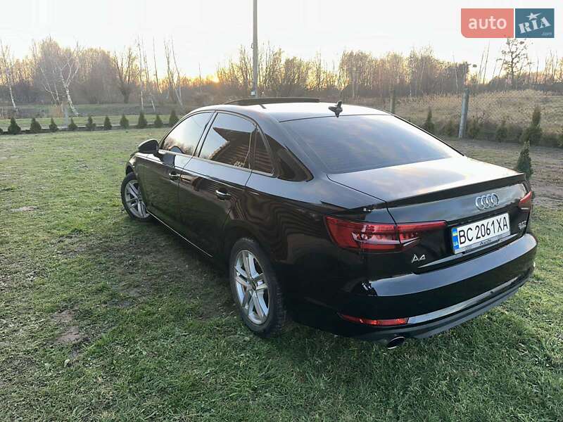 Седан Audi A4 2017 в Львове
