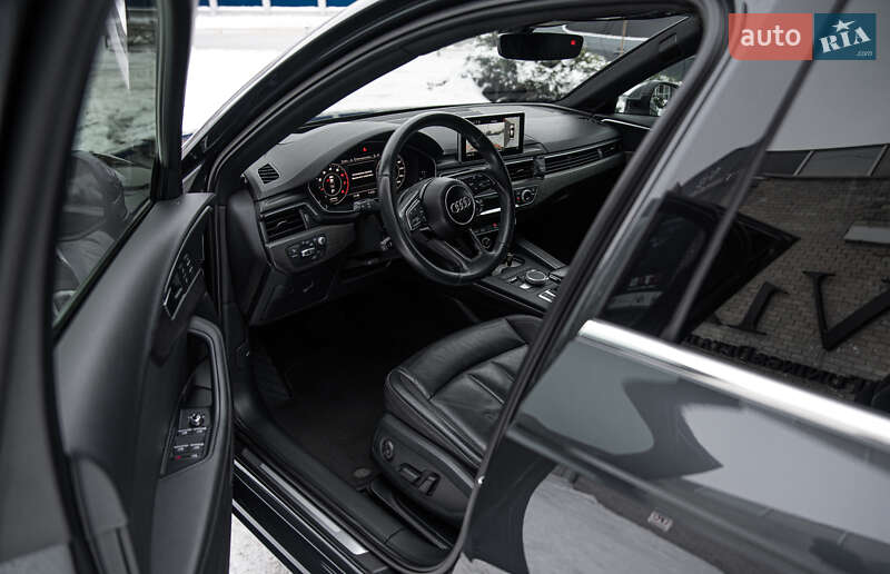 Седан Audi A4 2019 в Днепре