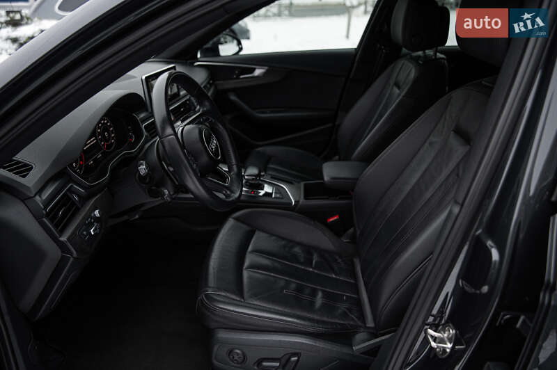 Седан Audi A4 2019 в Днепре