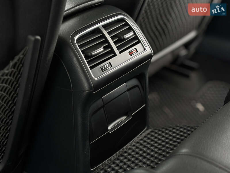 Седан Audi A4 2013 в Тернополі