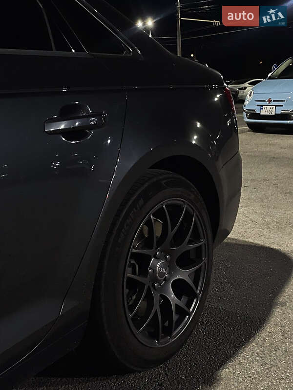 Седан Audi A4 2016 в Каменском
