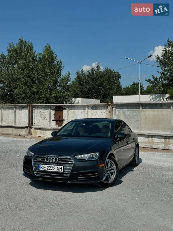 Седан Audi A4 2016 в Каменском