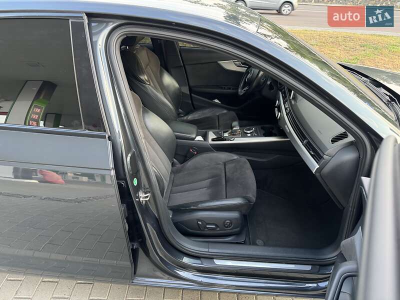 Седан Audi A4 2016 в Житомирі