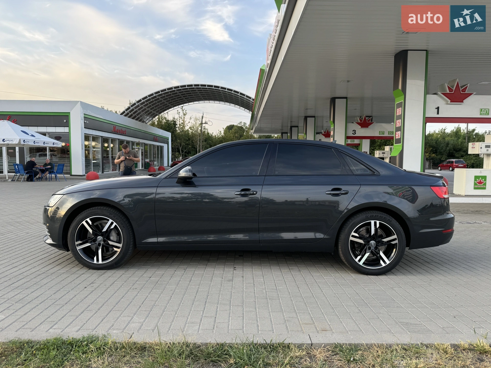 2016 Audi A4 - мініатюра 25