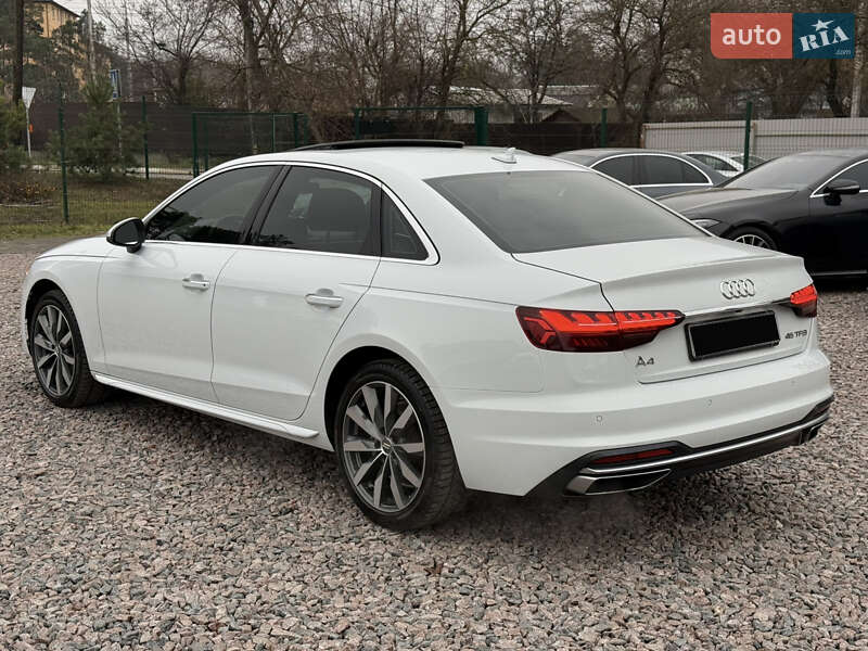 Седан Audi A4 2020 в Києві