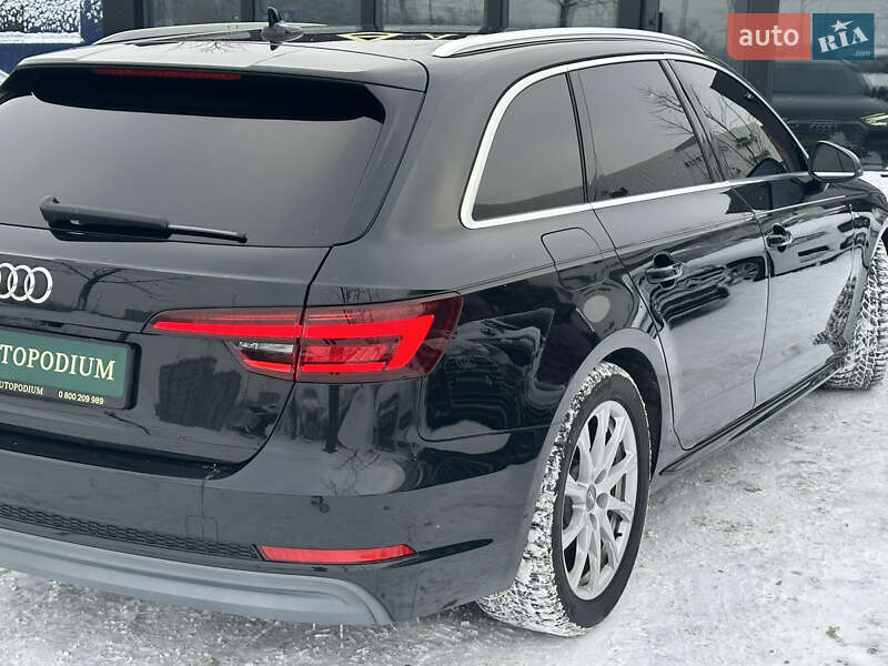 Универсал Audi A4 2018 в Киеве