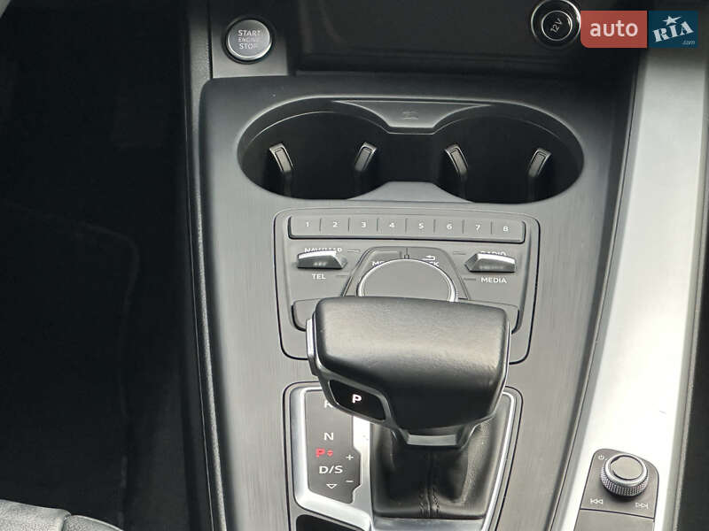Универсал Audi A4 2018 в Киеве