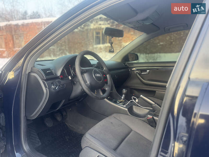 Седан Audi A4 2004 в Чернигове