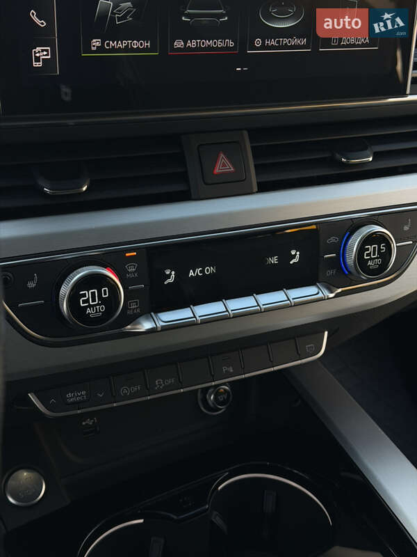 Седан Audi A4 2019 в Киеве
