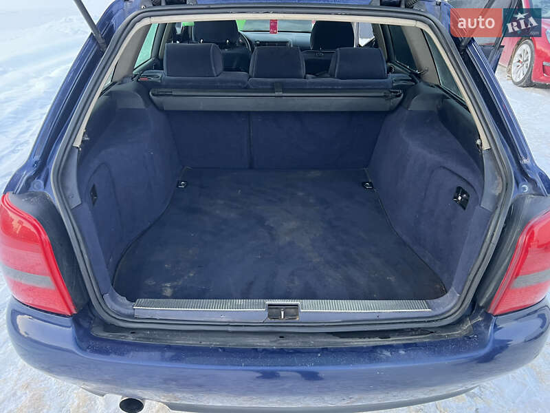 Универсал Audi A4 1998 в Чернигове