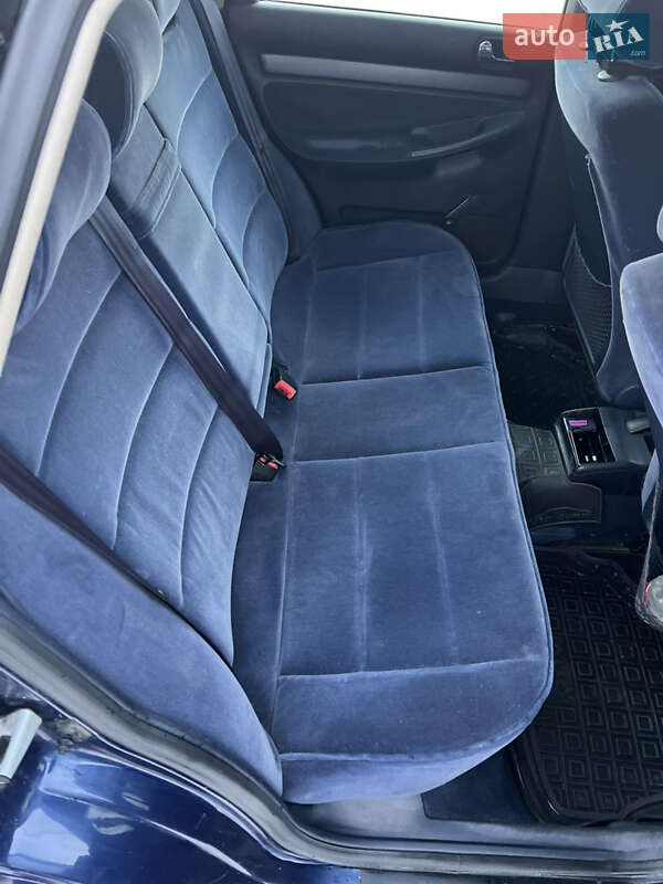 Универсал Audi A4 1998 в Чернигове