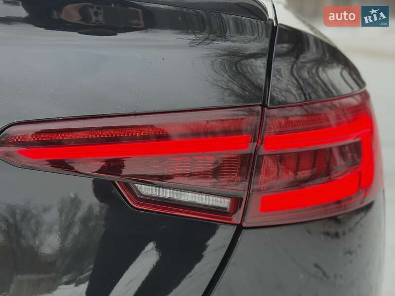 Седан Audi A4 2017 в Кривом Роге