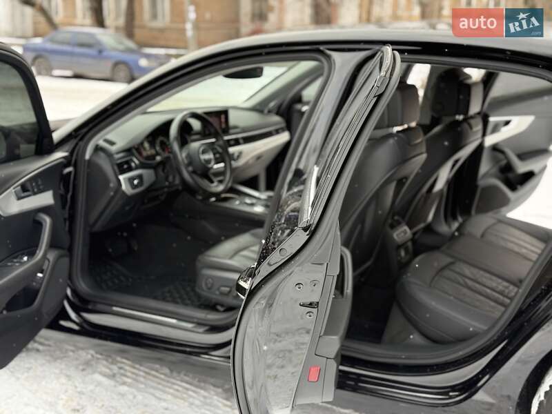 Седан Audi A4 2017 в Кривом Роге