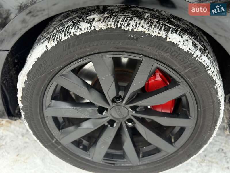 Седан Audi A4 2017 в Кривом Роге