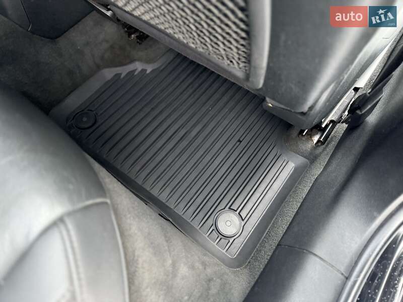 Седан Audi A4 2017 в Кривом Роге