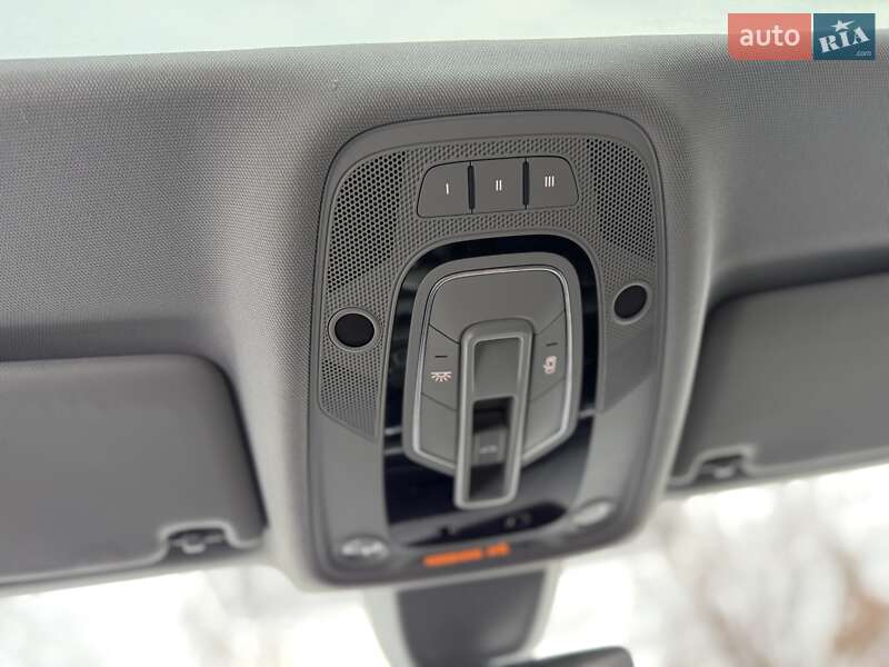 Седан Audi A4 2017 в Кривом Роге