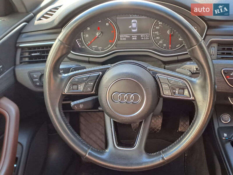 Седан Audi A4 2016 в Одесі
