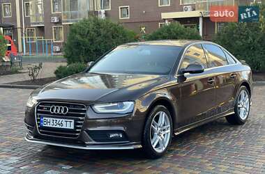 Седан Audi A4 2013 в Одесі