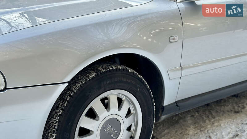 Седан Audi A4 2000 в Вінниці