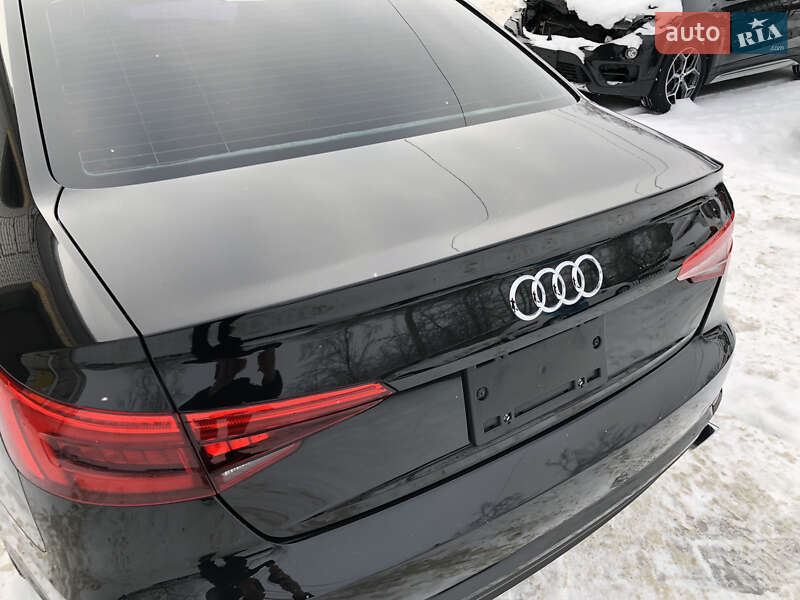 Седан Audi A4 2017 в Ирпене