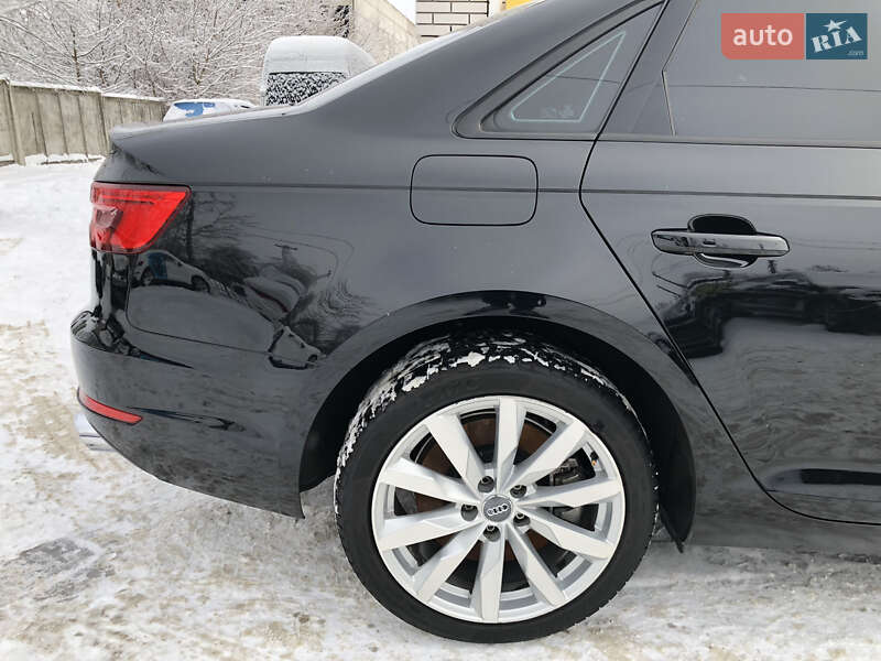 Седан Audi A4 2017 в Ирпене