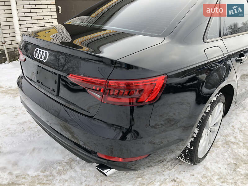 Седан Audi A4 2017 в Ирпене
