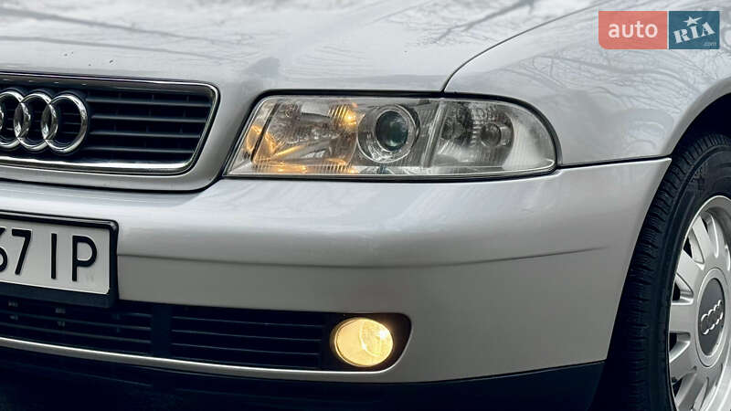 Седан Audi A4 2000 в Вінниці