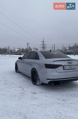 Седан Audi A4 2018 в Буче