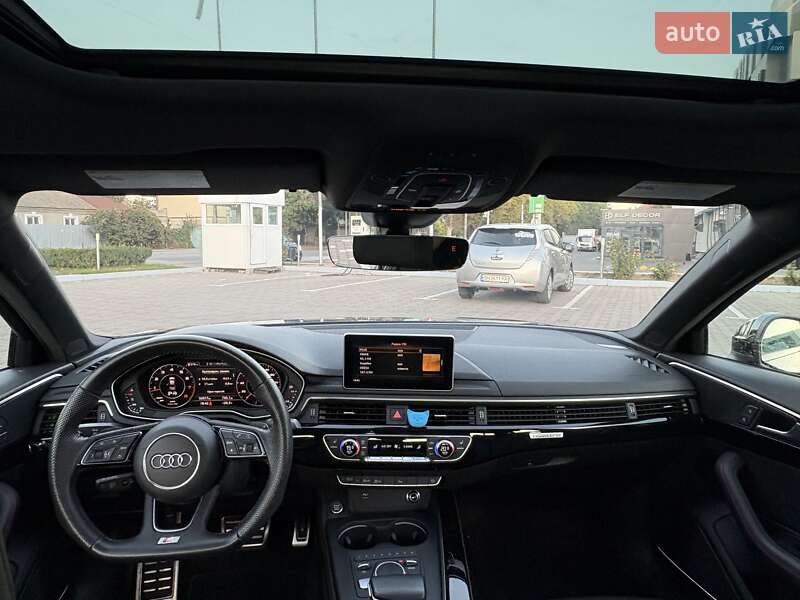 Седан Audi A4 2018 в Одесі