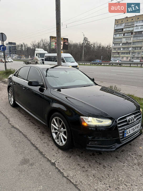 Седан Audi A4 2015 в Києві