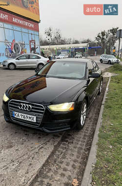 Седан Audi A4 2015 в Киеве