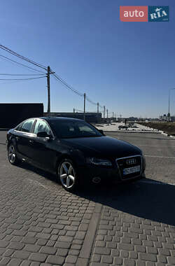 Седан Audi A4 2011 в Львові