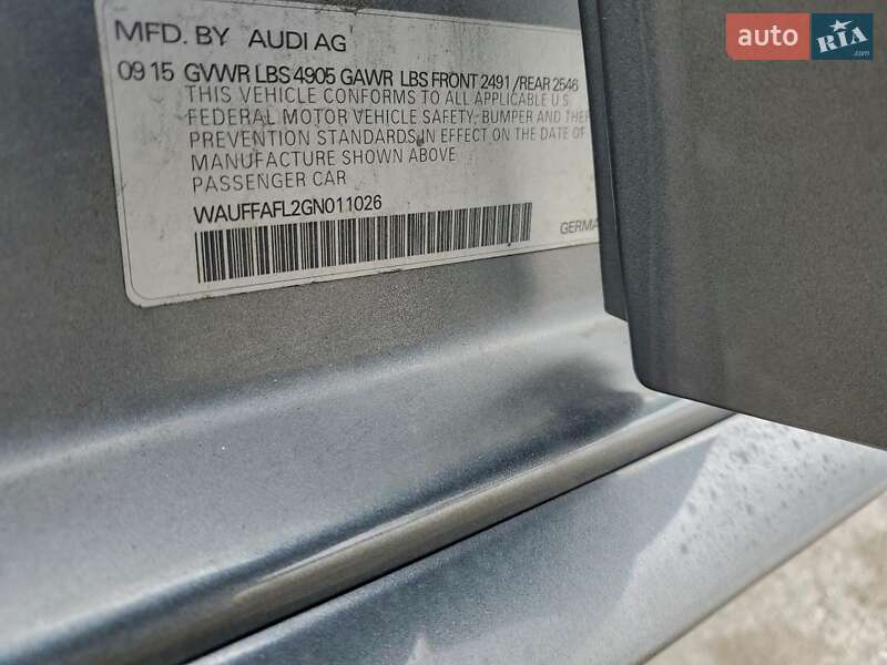 Седан Audi A4 2016 в Львове