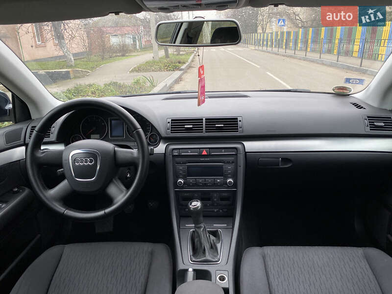 Седан Audi A4 2008 в Вознесенске