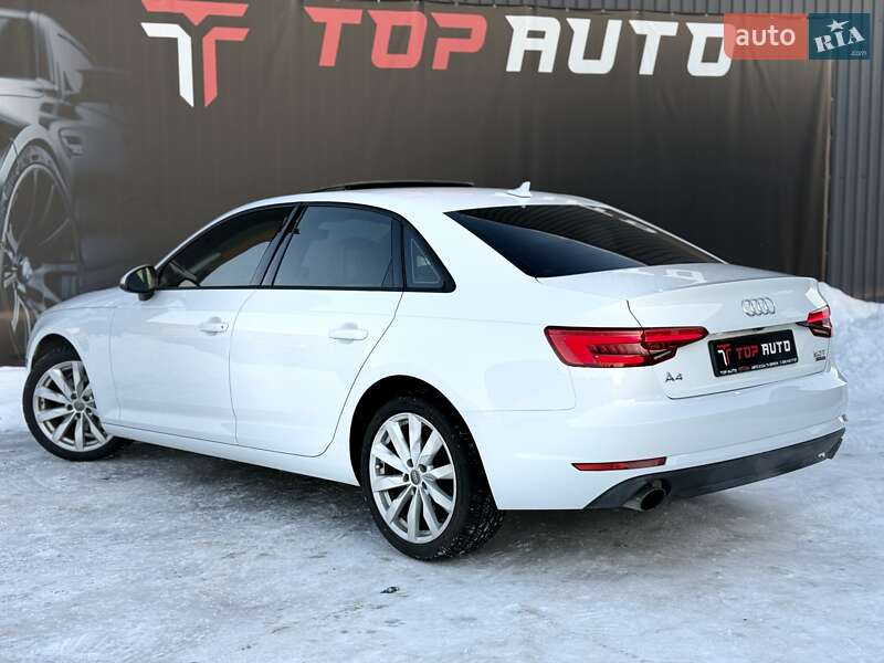 Седан Audi A4 2017 в Львове