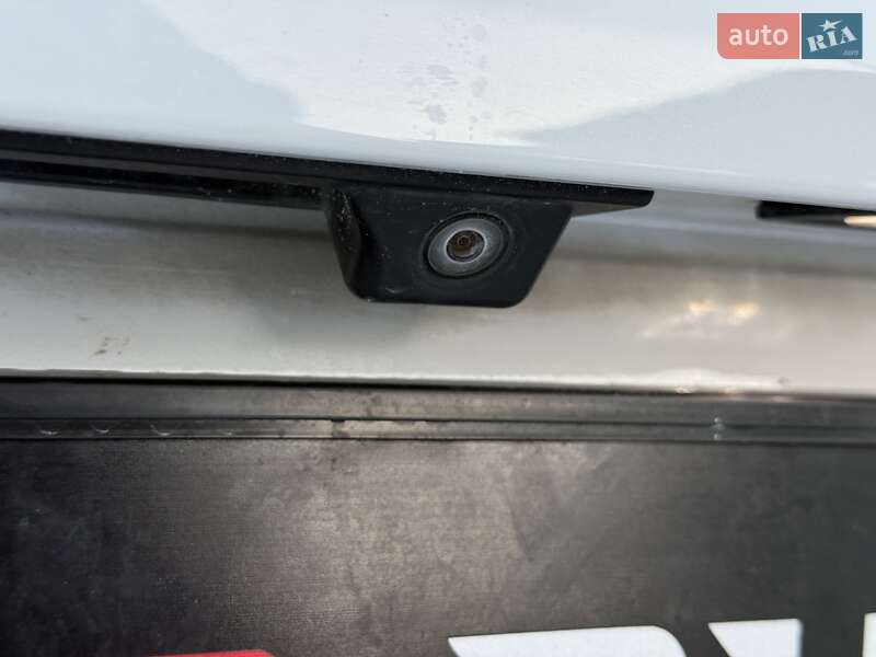 Седан Audi A4 2017 в Львове