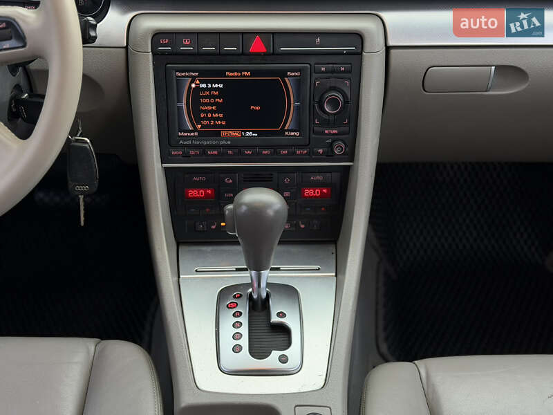 Седан Audi A4 2006 в Черновцах