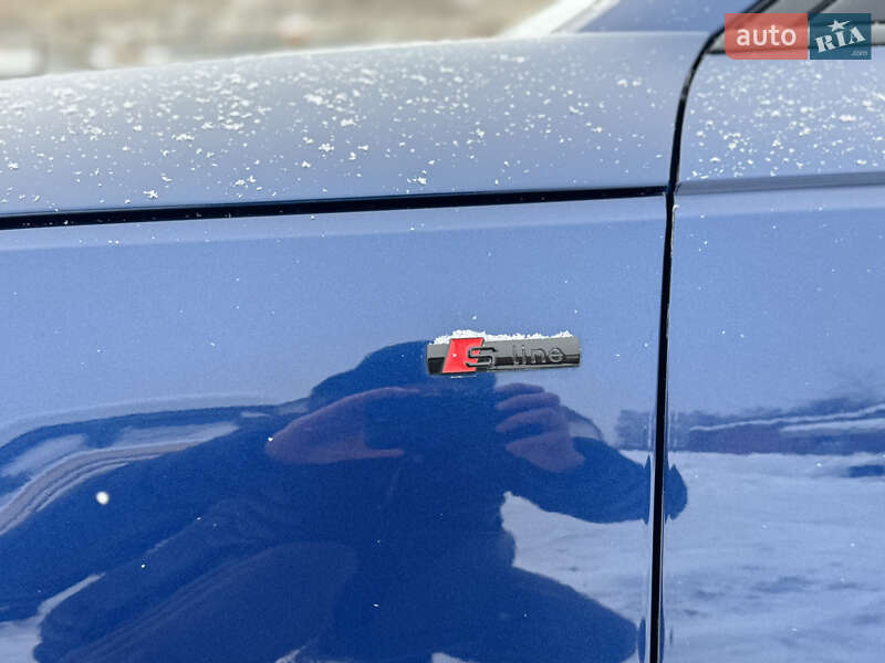 Седан Audi A4 2017 в Хмельницькому