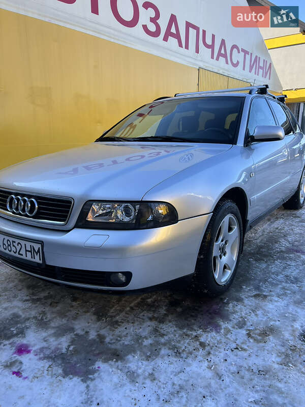 Универсал Audi A4 1999 в Новояворовске