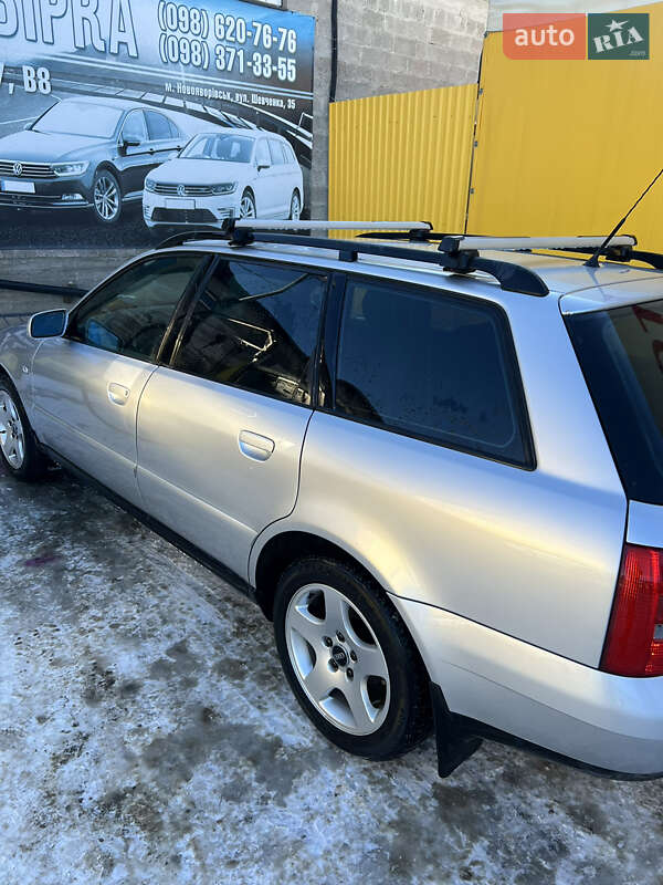 Универсал Audi A4 1999 в Новояворовске