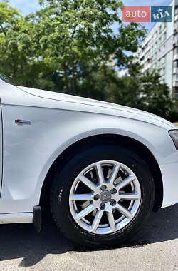 Седан Audi A4 2013 в Запорожье