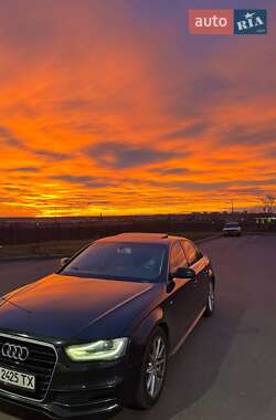 Седан Audi A4 2013 в Одессе