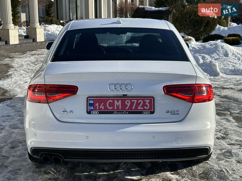 Седан Audi A4 2015 в Стрые