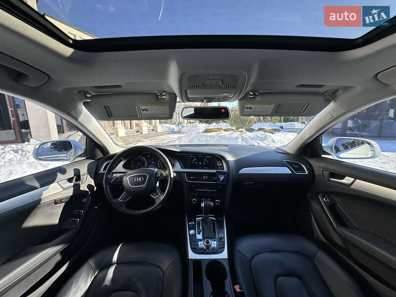 Седан Audi A4 2015 в Стрые