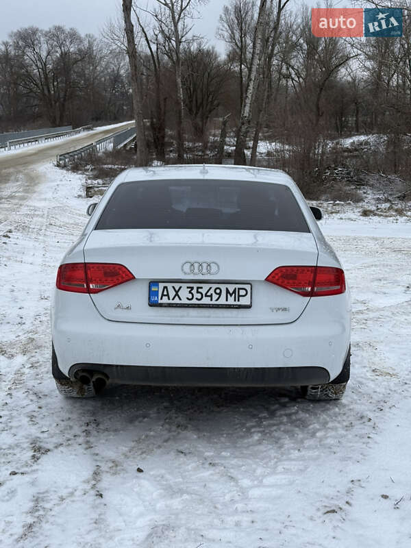 Седан Audi A4 2011 в Балаклії