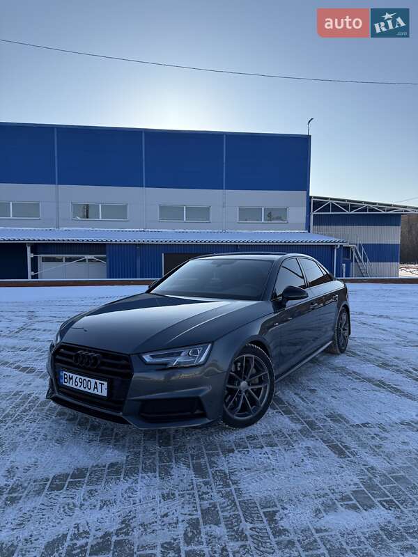 Седан Audi A4 2019 в Ромнах