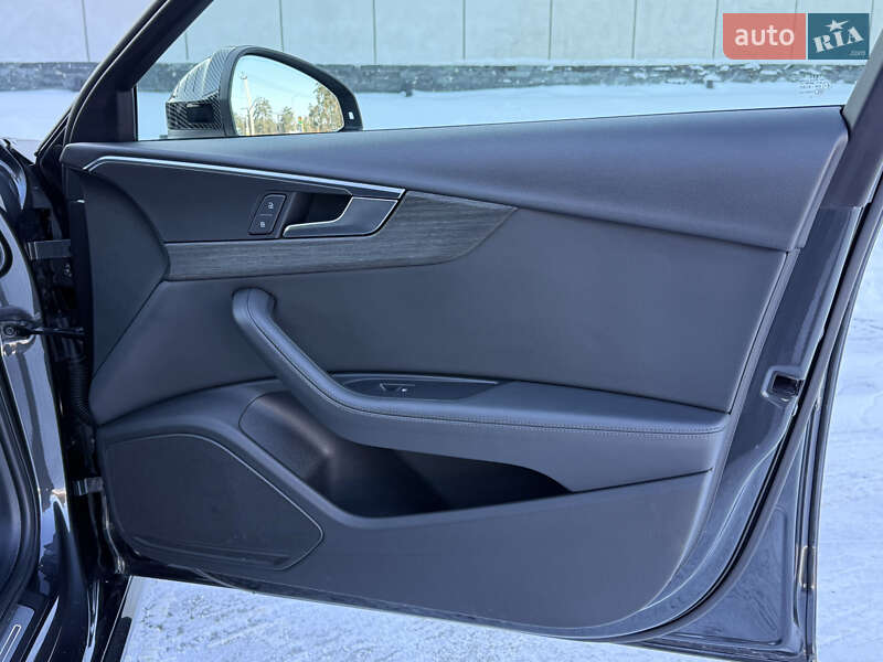 Седан Audi A4 2019 в Києві