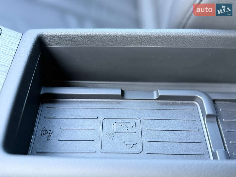 Седан Audi A4 2019 в Києві