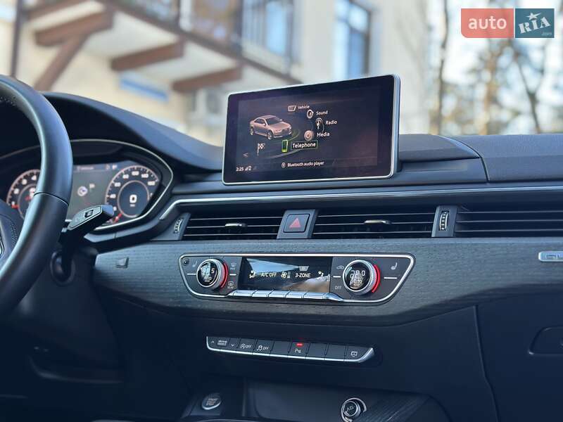 Седан Audi A4 2017 в Дрогобыче